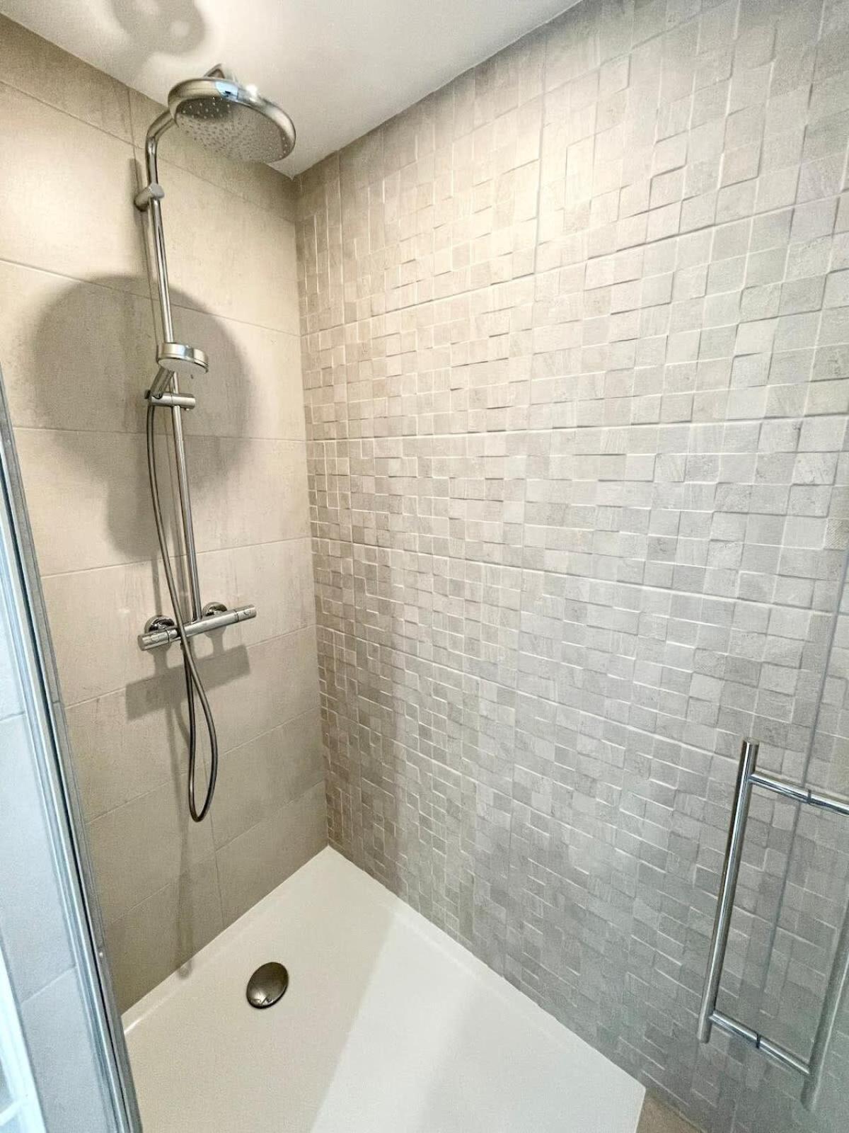 Spacieux Appartement Neuf De Standing Hyper Cosy Лармор-Плаж Экстерьер фото